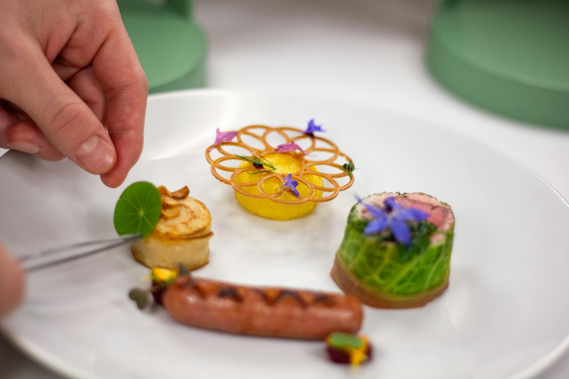 Foie gras fermier maison, compotée de mangue et épices